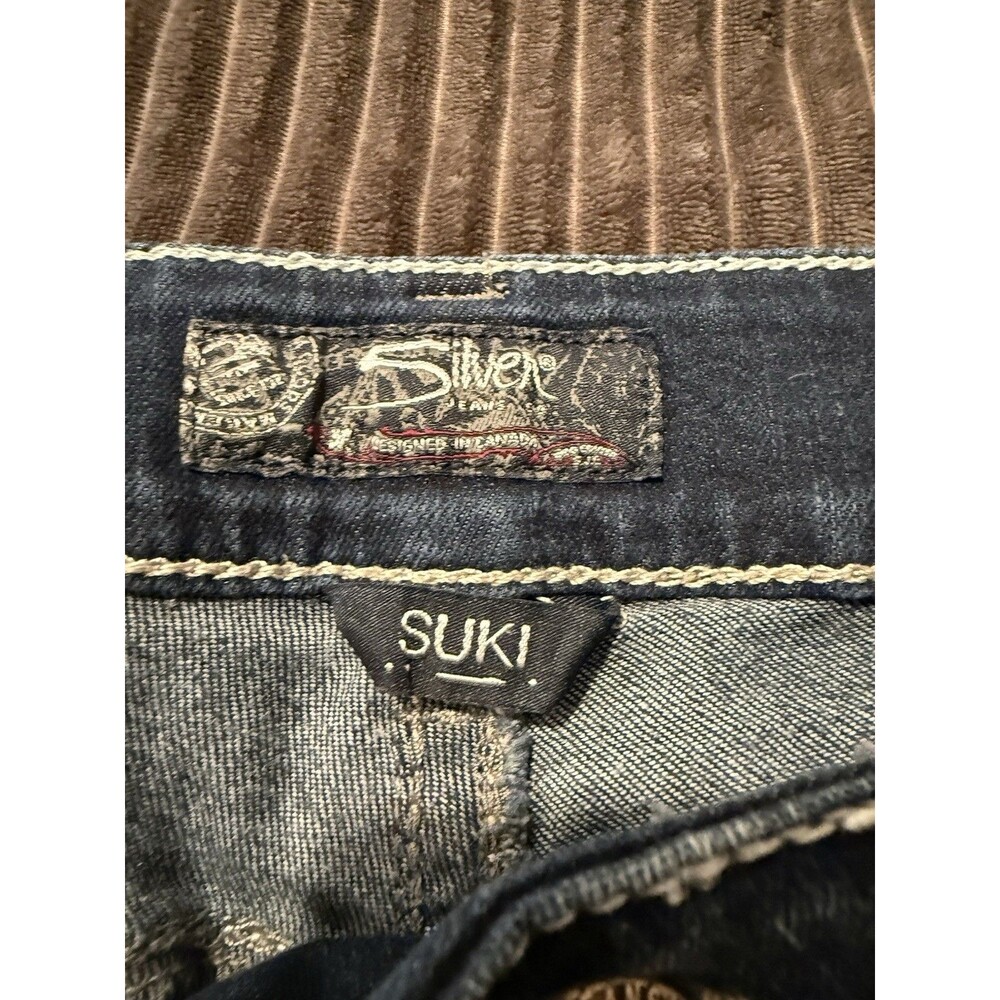 Silver Jeans Suki Bermuda Jean Shorts Size W31 L11 Dark Wash/Faded - Picture 2 of 7